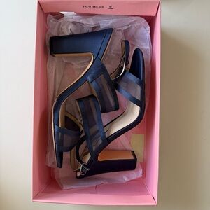 Nina Navy Mesh Block Heel Sandals NWT Size 8